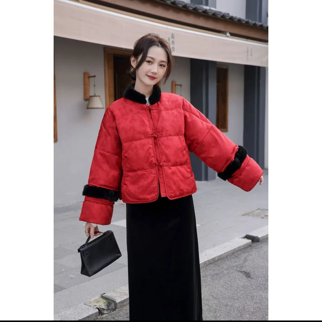 玲子-2024冬季中式国风拼接时尚洋气盘扣提花收腰保暖外套 2427