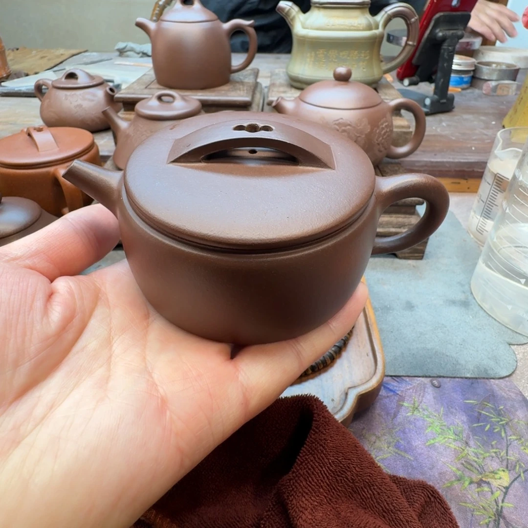 紫砂茶壶慕古汉瓦（原矿底槽青180cc）