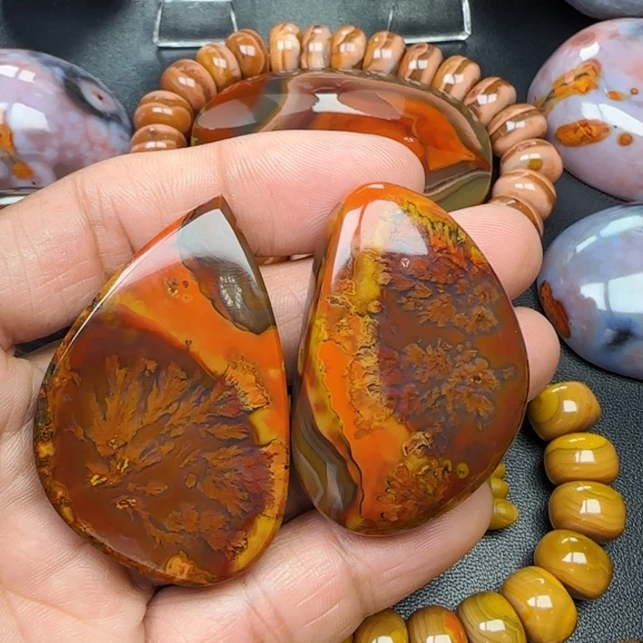 喜***～玛瑙/玉髓未镶嵌原矿玛瑙项链牌子