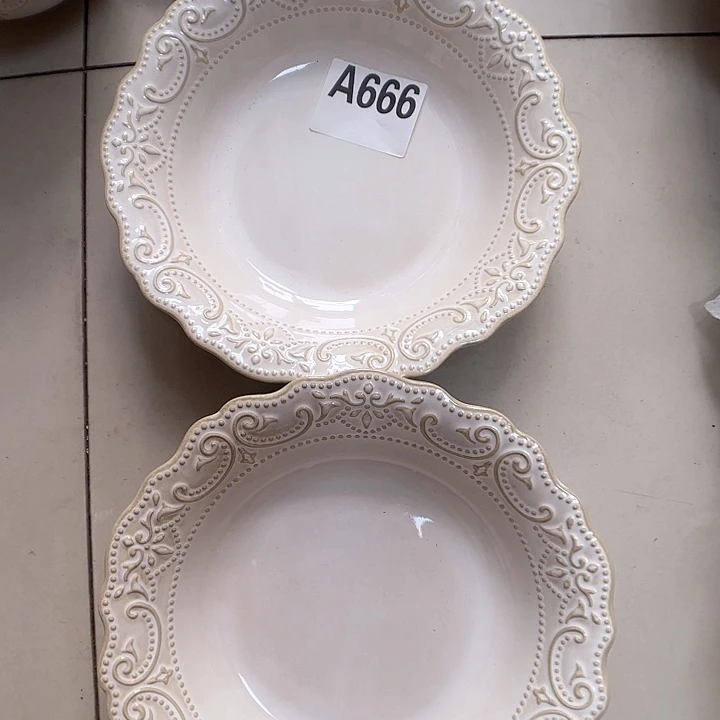 瓷片瑕疵特价陶瓷深盘