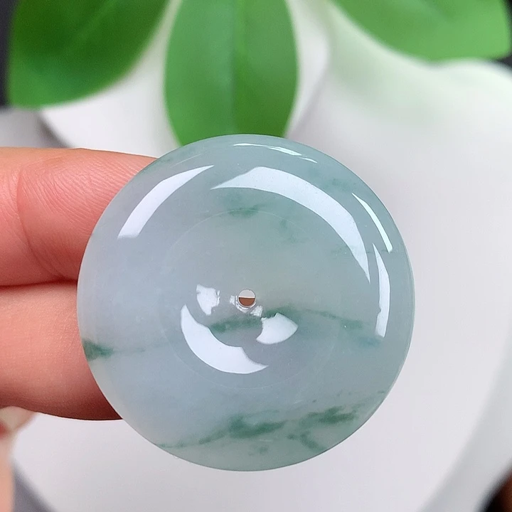 翡翠未镶嵌颈饰平安扣 31.6x5.9mm