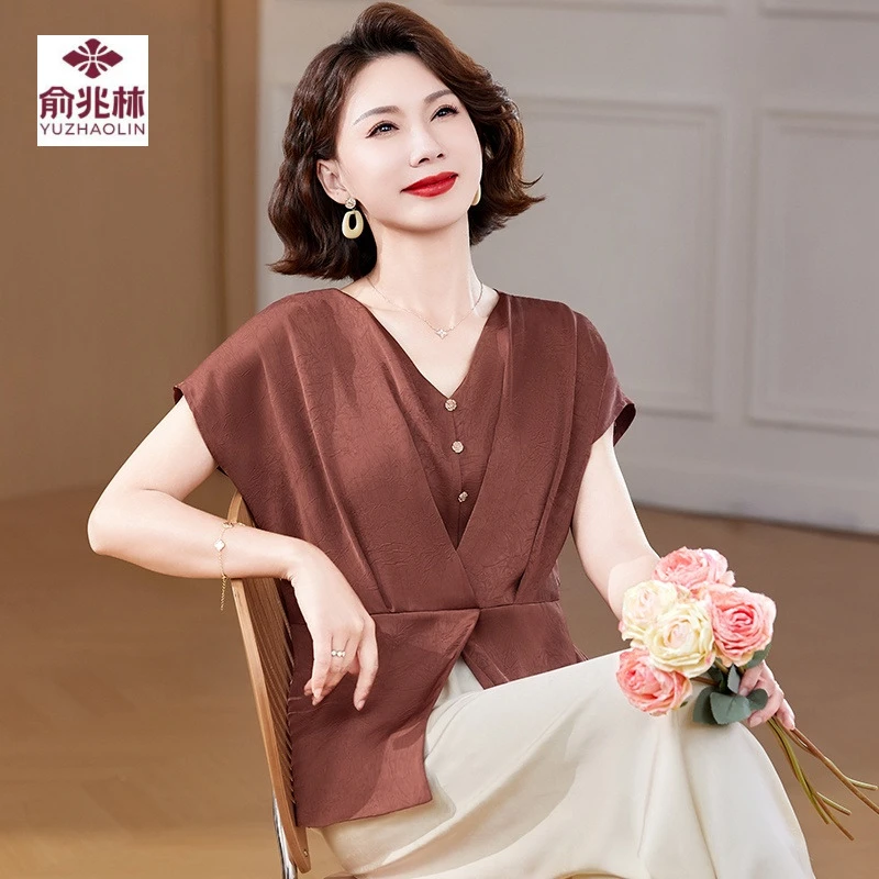 妈妈西装套装高级感冰丝小衫2025新款中老年女装夏季短袖衬衫上衣