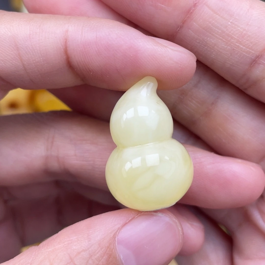 裸石琥珀未镶嵌蜜蜡