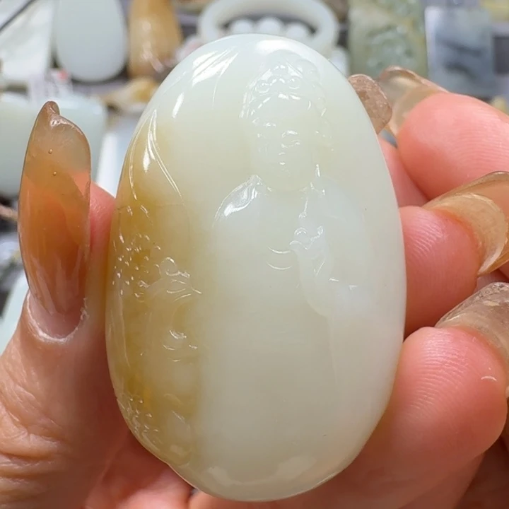 和田玉颈饰未镶嵌