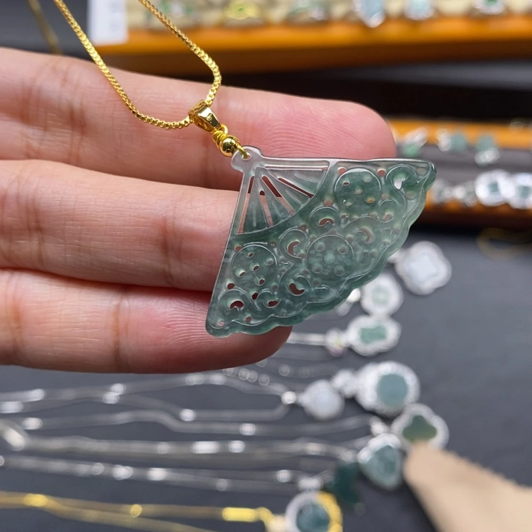 未镶嵌挂件翡翠翡翠