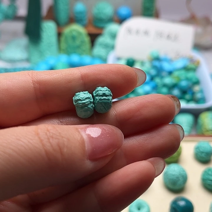 摄***仔精工雕刻盘龙扣绿
