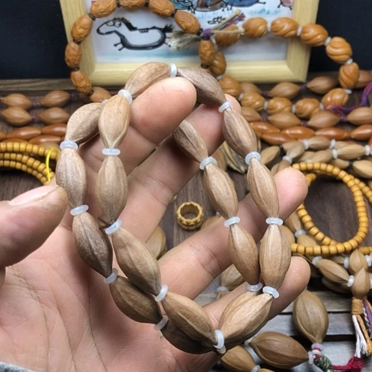 橄榄核吊坠柳叶核手串