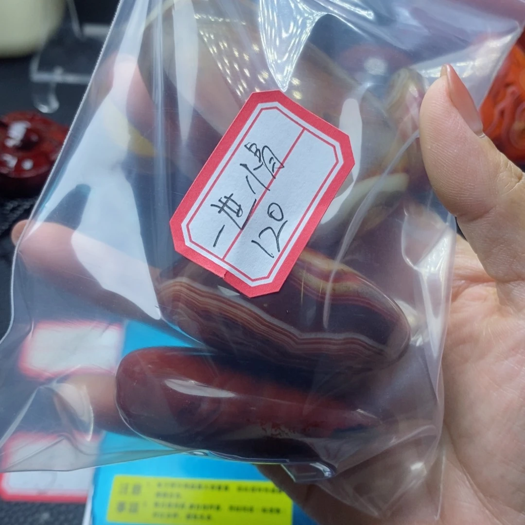 玛瑙/玉髓颈饰未镶嵌一**缘