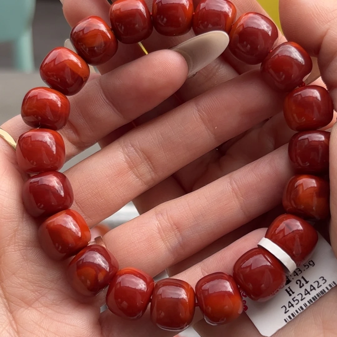 南红玛瑙未镶嵌珠宝奇石