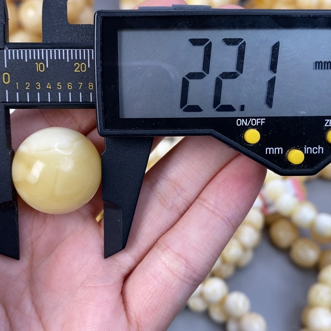 琥珀未镶嵌珠宝奇石6.1g