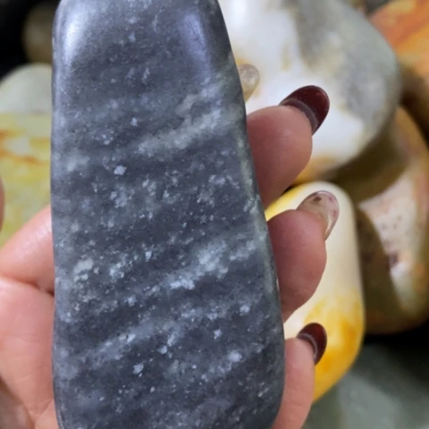 和田玉未镶嵌把件45