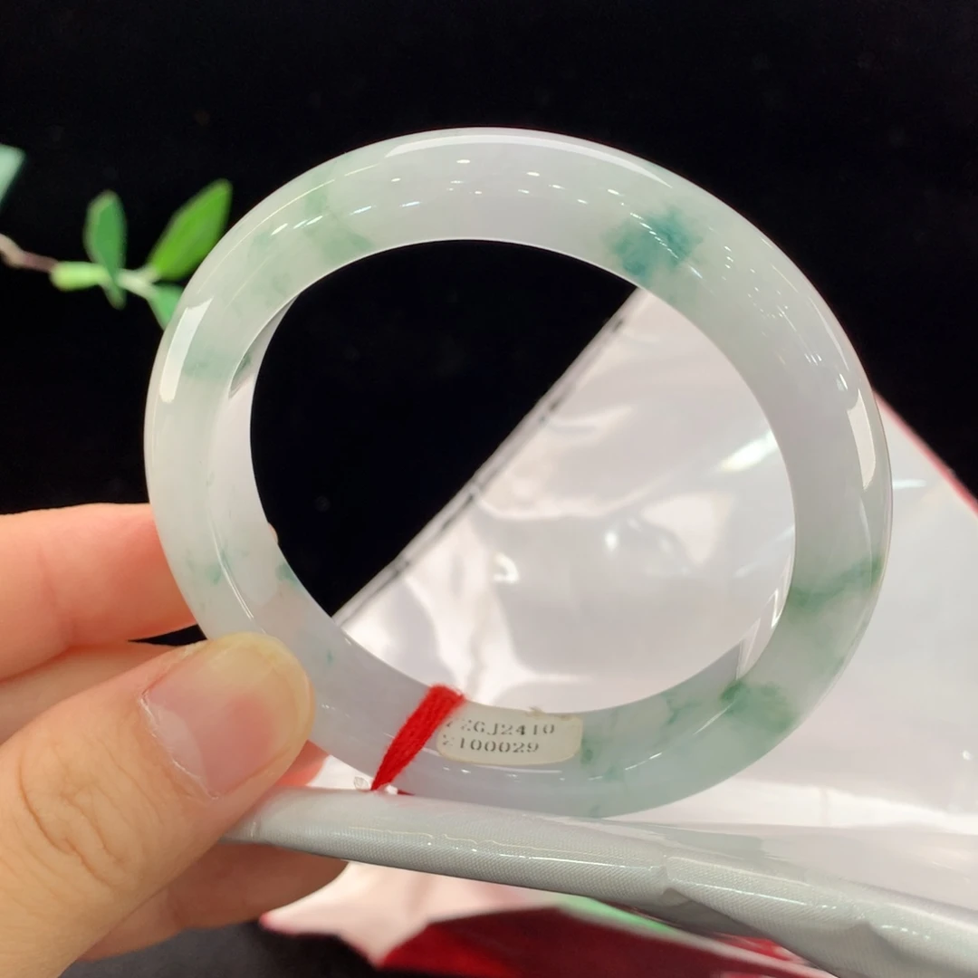 翡翠未镶嵌手镯0029