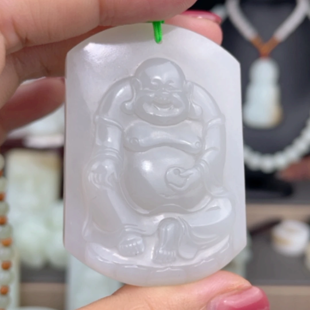 【闪购商品】颈饰未镶嵌和田玉