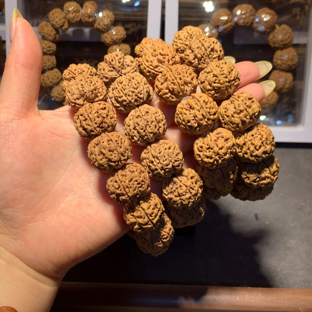文玩核桃手串永**宠30。 thjkkkk