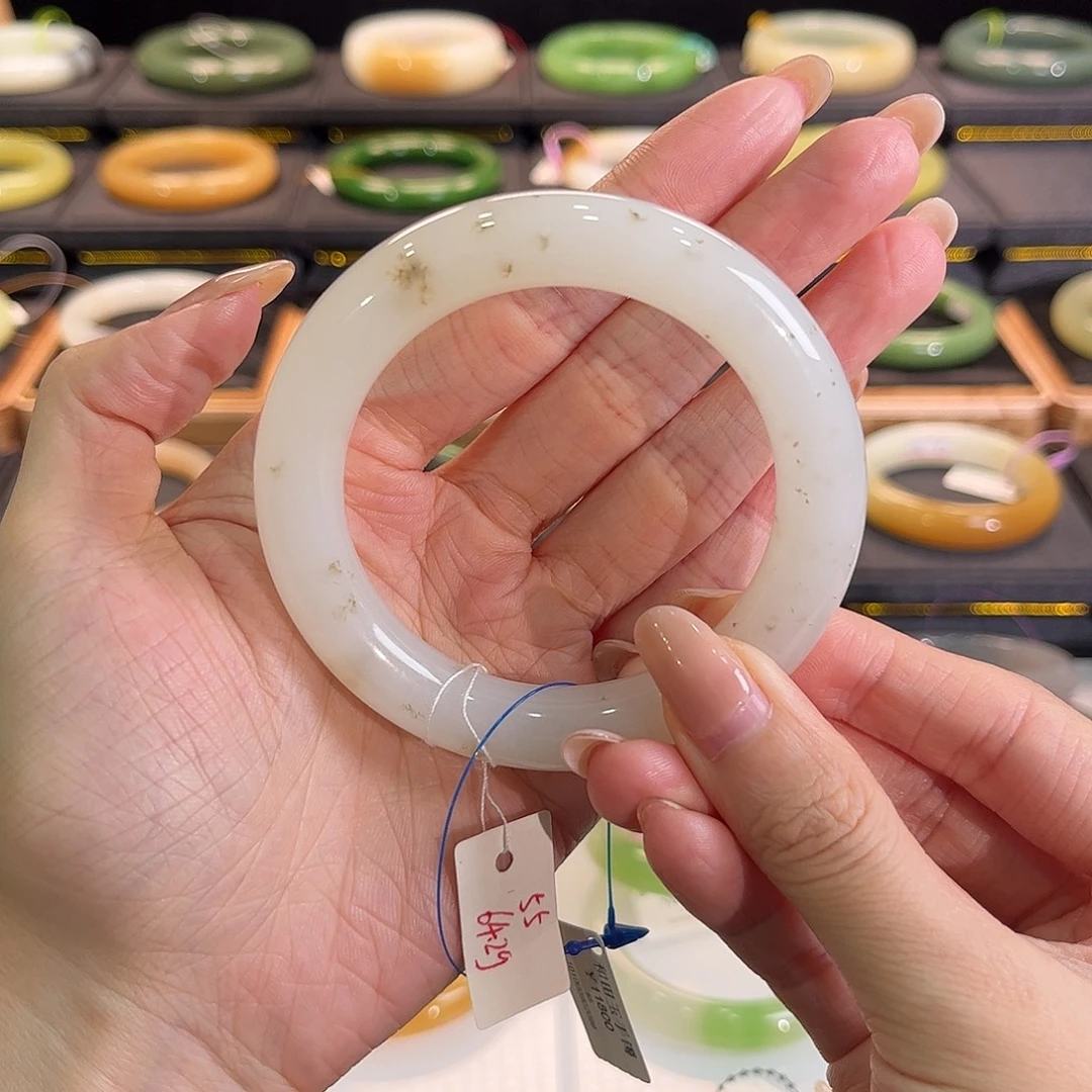 和田玉未镶嵌手镯胶润桂花糕