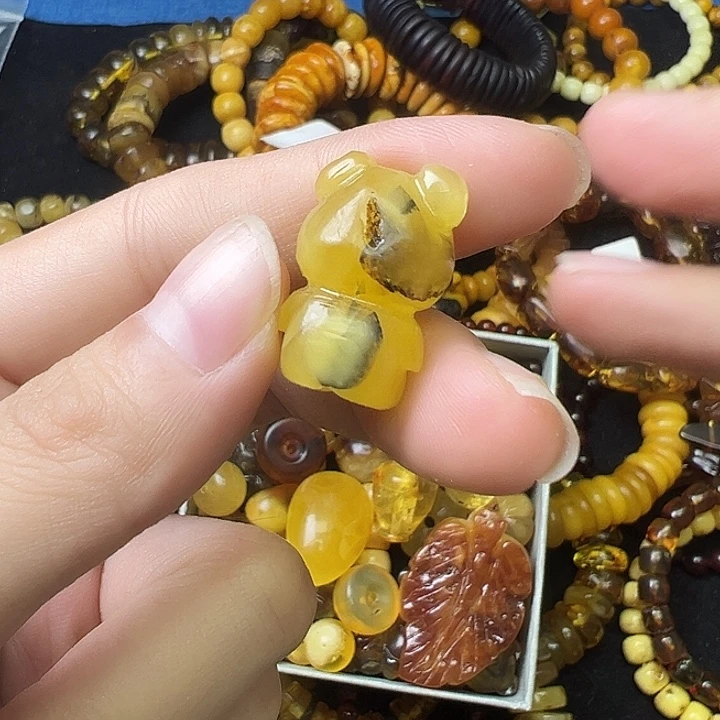 非金属意臻珠宝天然手串