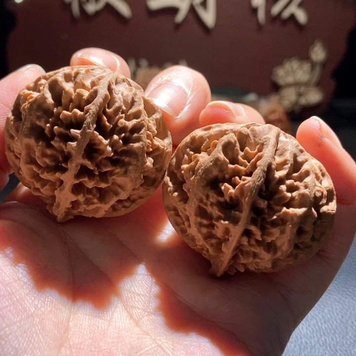 吊坠文玩核桃楸玥核81