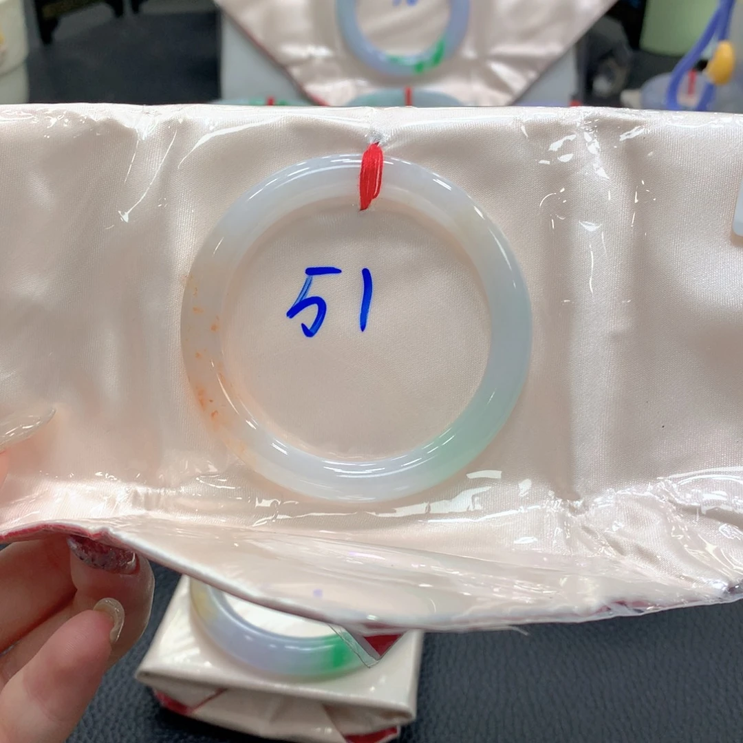 翡翠未镶嵌手镯翡翠