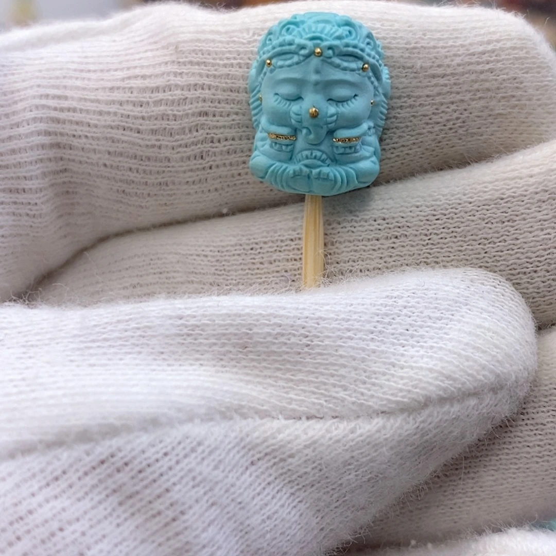 未镶嵌绿松石珠宝奇石