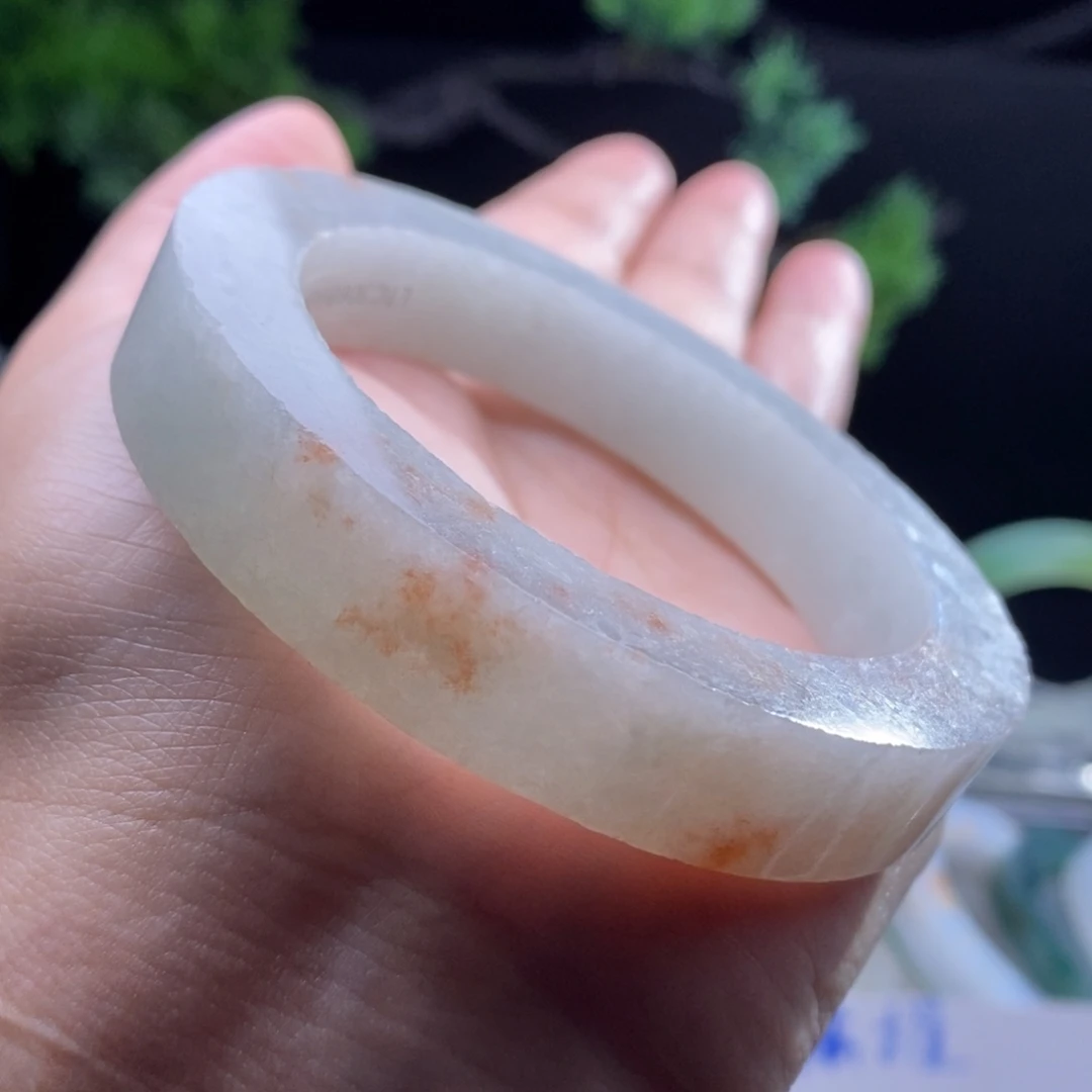 定制翡翠未镶嵌翡翠手镯