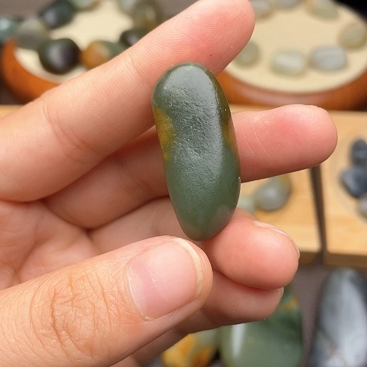 颈饰未镶嵌和田玉6