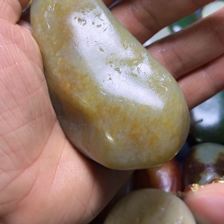 未镶嵌和田玉珠宝奇石