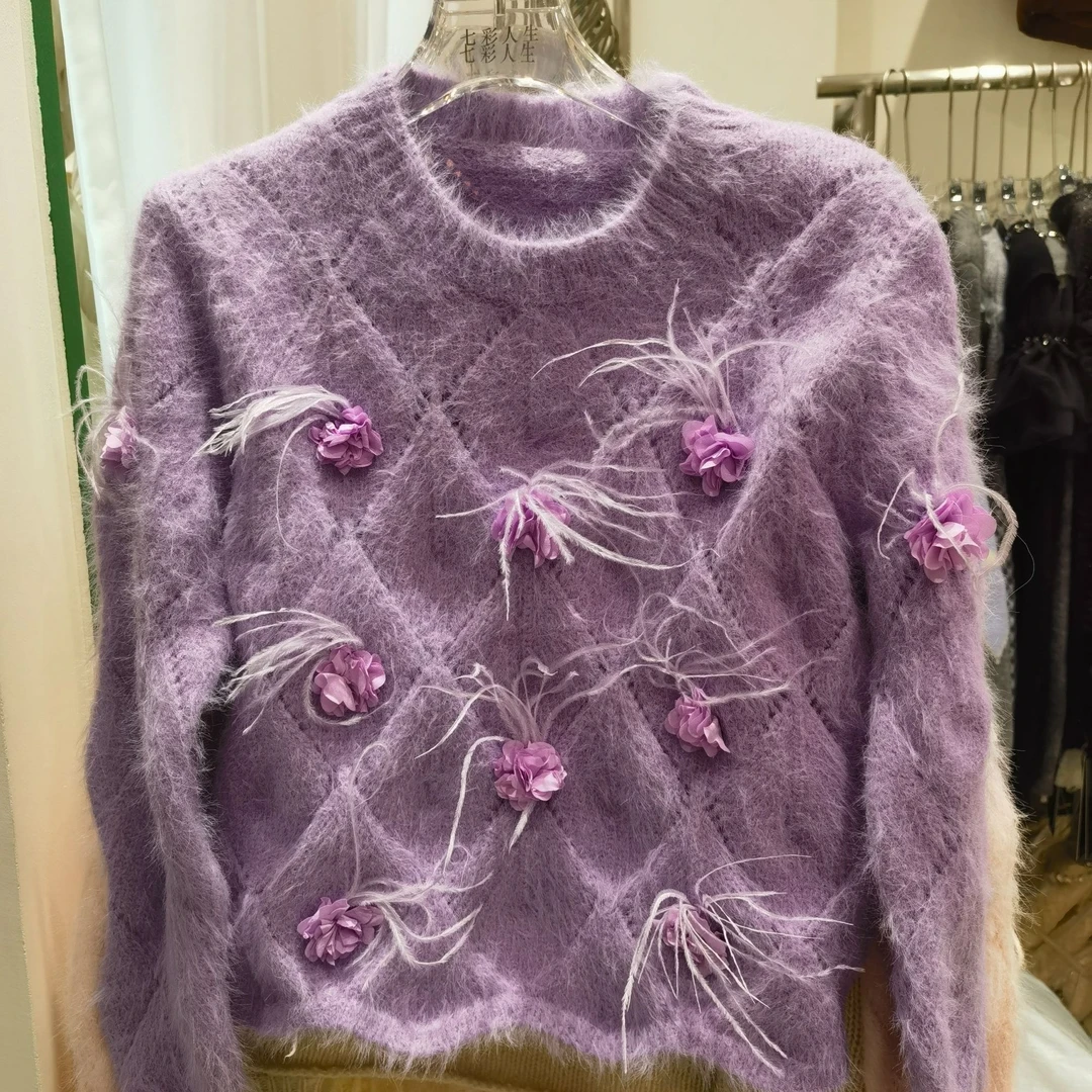 【严姐推荐】秋冬时尚设计感羽毛玫瑰花保暖打底衫