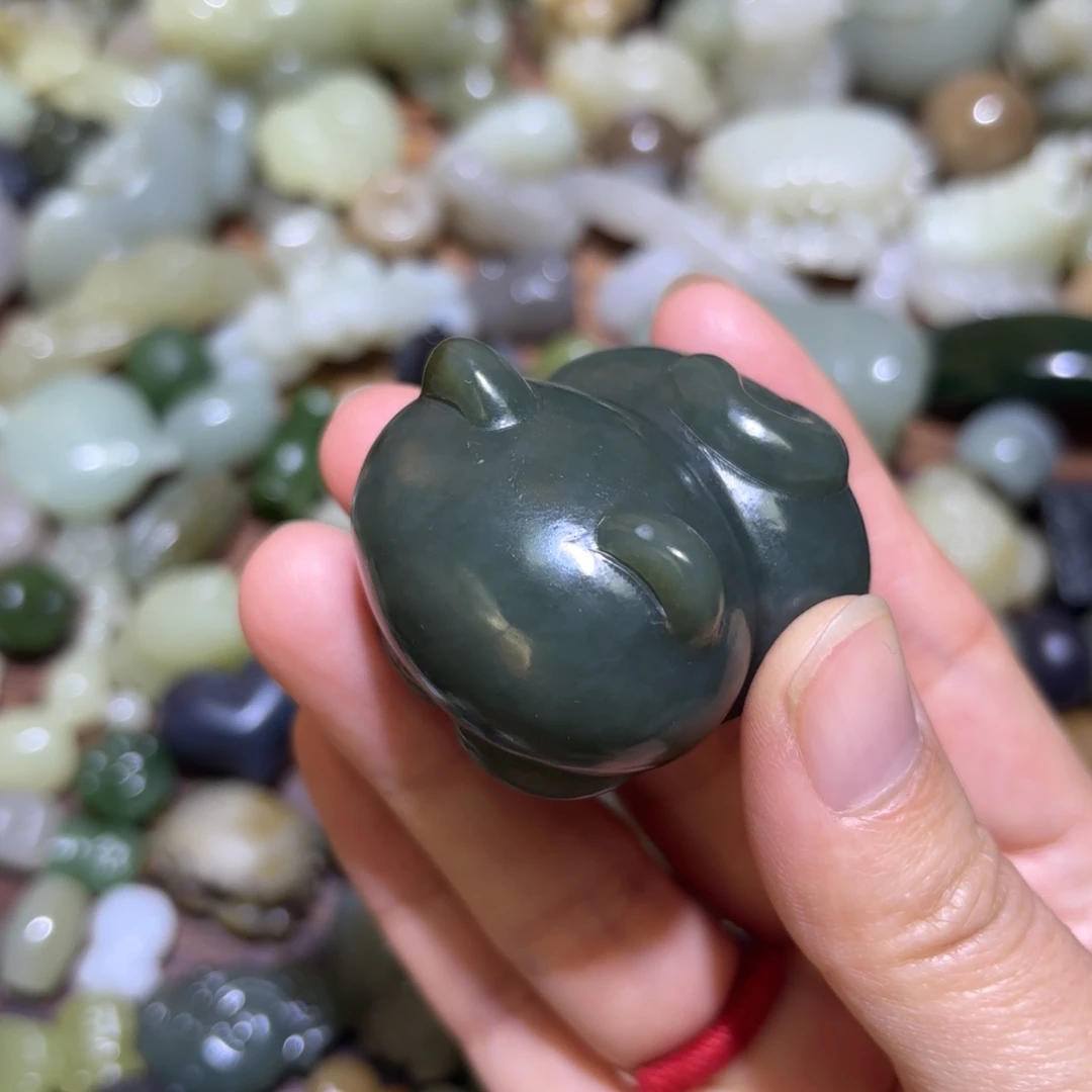 和田玉未镶嵌珠宝半成品