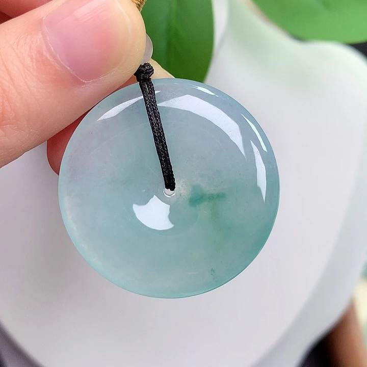 颈饰未镶嵌翡翠平安扣 35.6-5.4mm