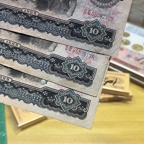 张**?健健康康平平安安