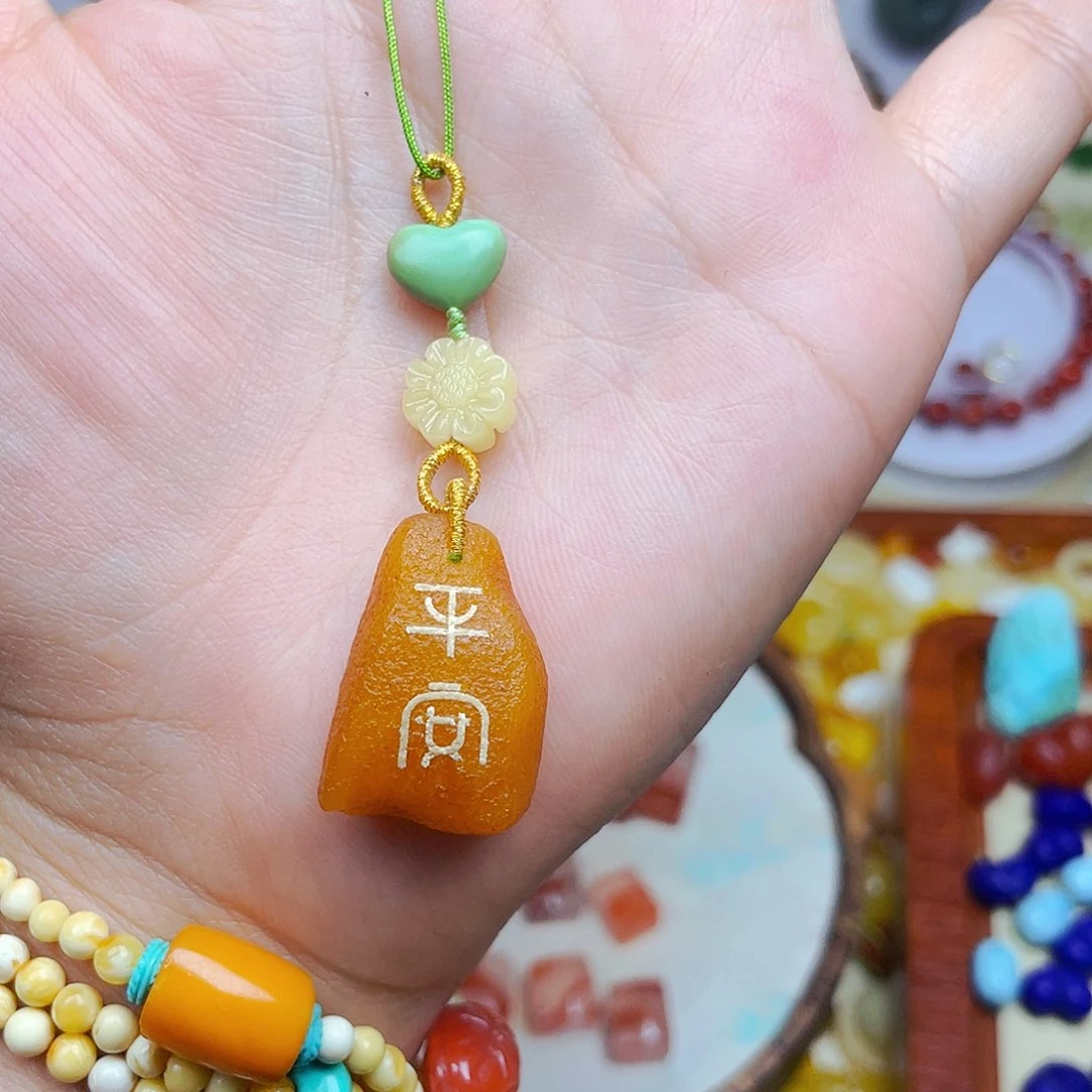 D***～未镶嵌琥珀裸石订制