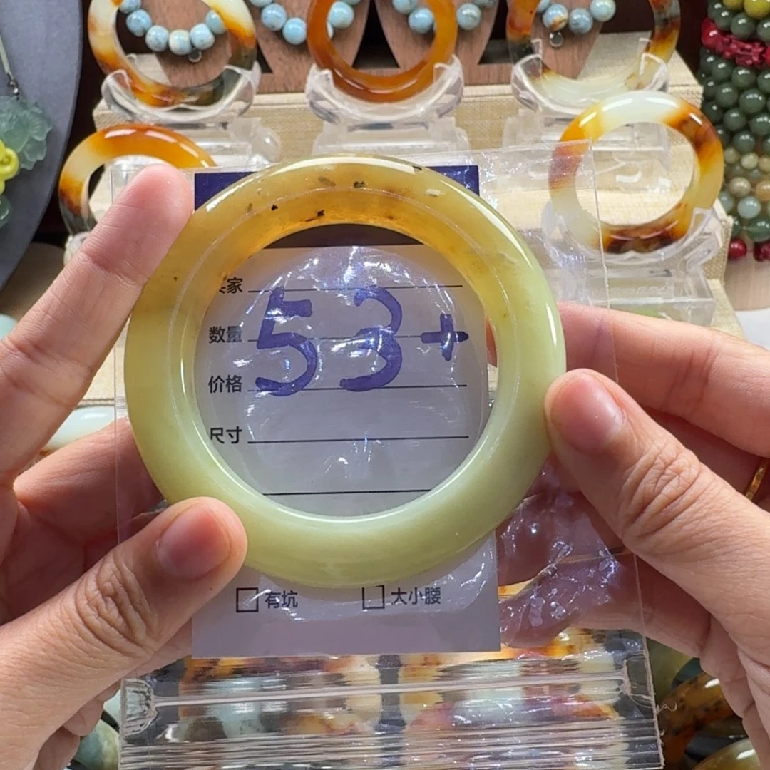 蛇纹石玉未镶嵌手镯68