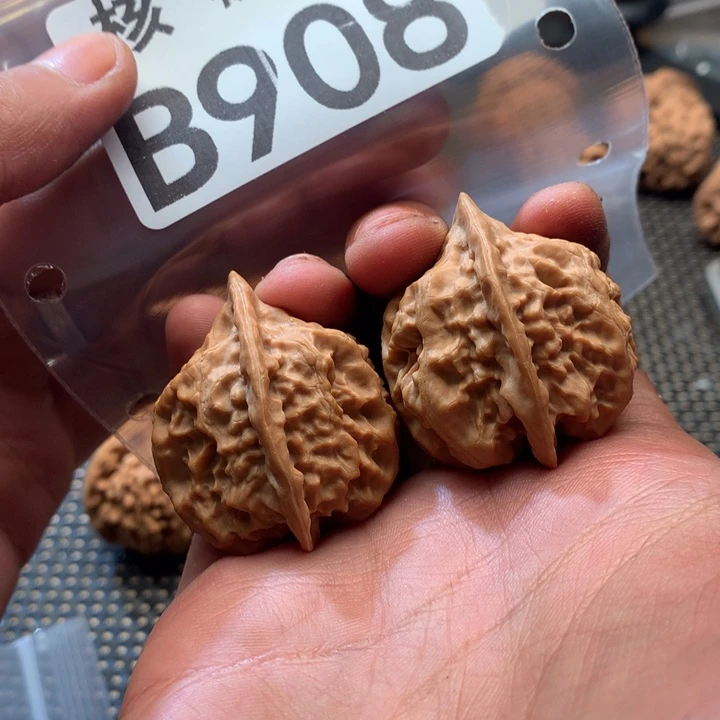 吊坠文玩核桃吸血鬼