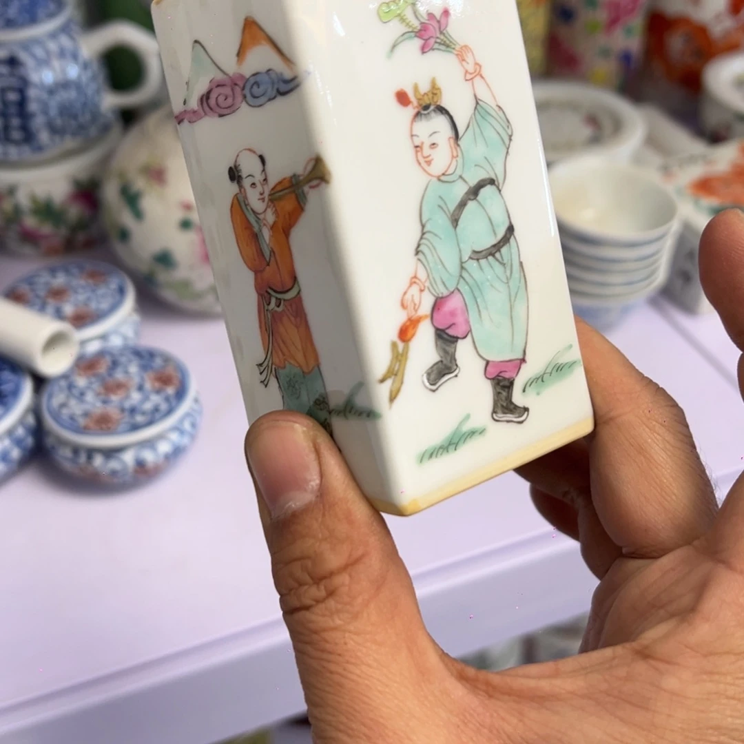 红***A瓷片瓷器摆件，茶室雅器