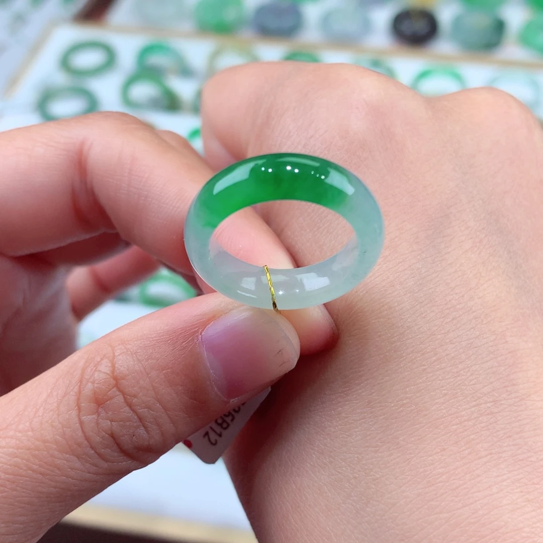 翡翠戒指未镶嵌12号冰润辣阳绿翡翠戒指