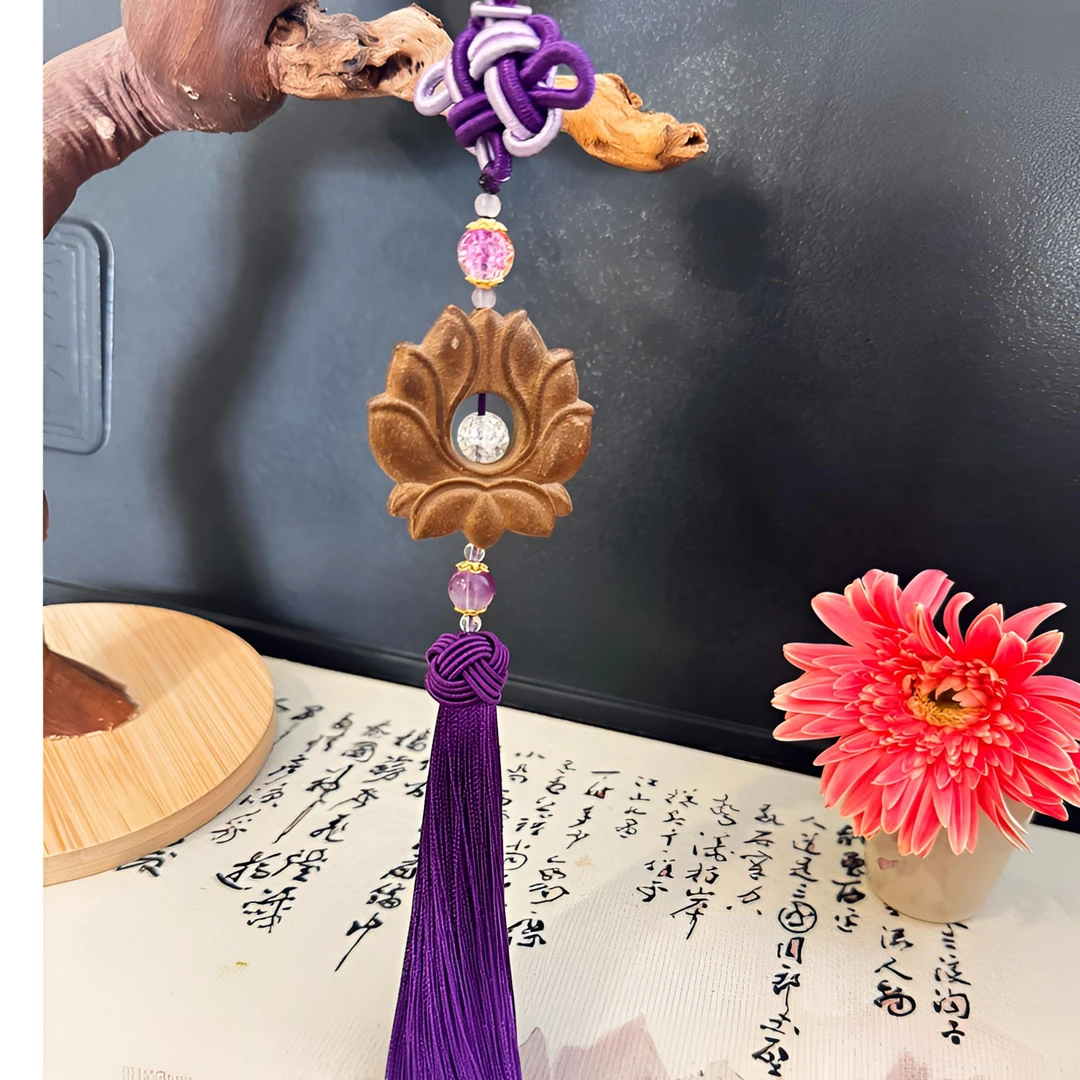 山泉白茶方   莲花款车挂