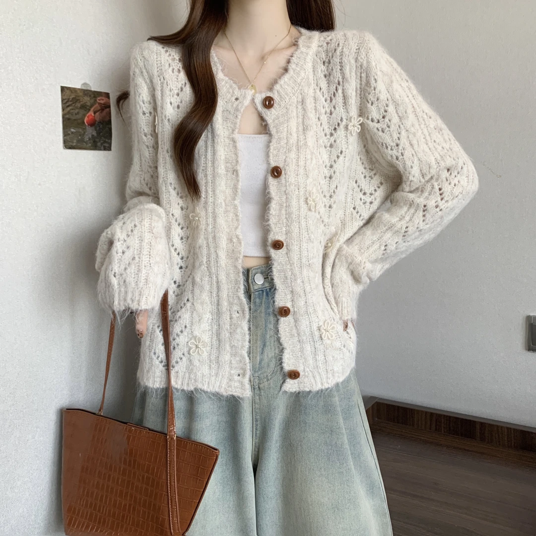 时尚大码女装2025秋季新款重工镂空花边针织开衫百搭减龄上衣外套