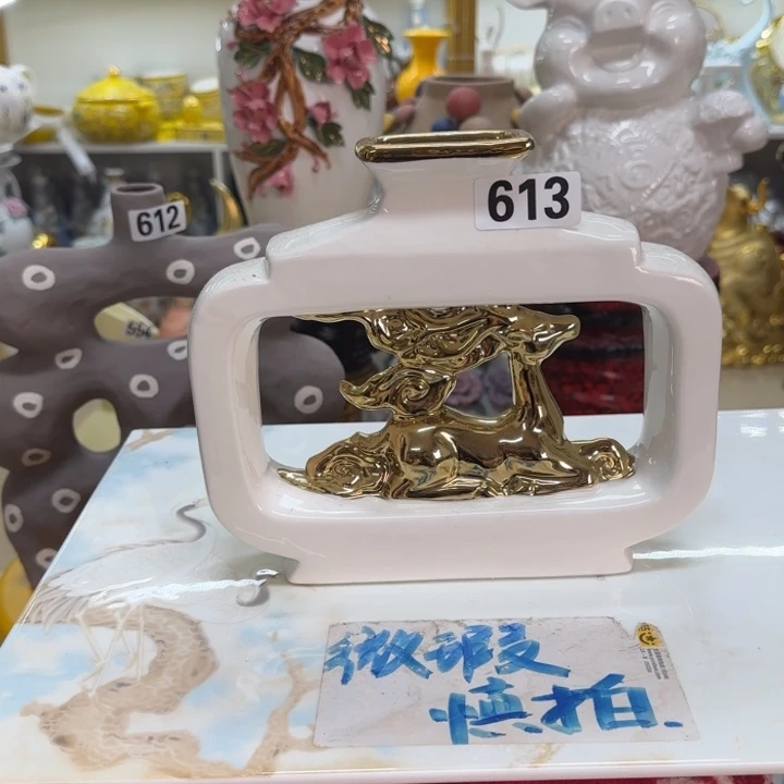 瓷片陶瓷花瓶陶瓷艺术