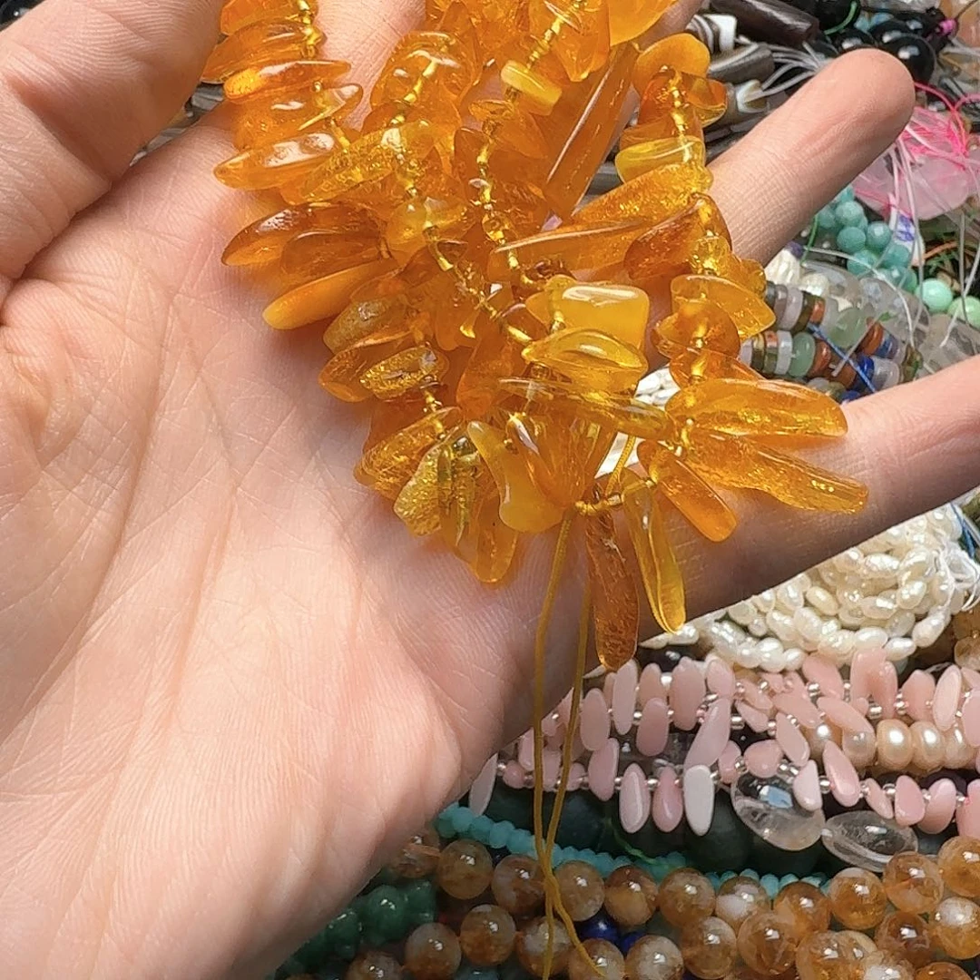 玛瑙/玉髓未镶嵌珠宝半成品一条蜜蜡卡子