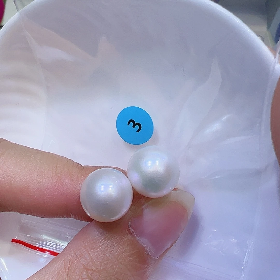 淡水珍珠银S925镶嵌耳饰