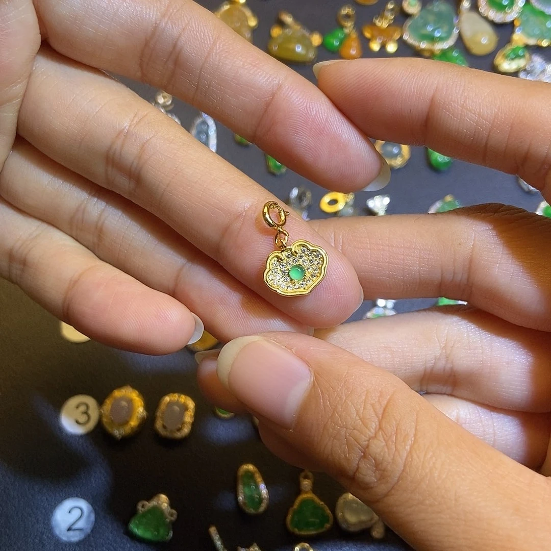 翡翠银S925镶嵌吊坠(不含链)