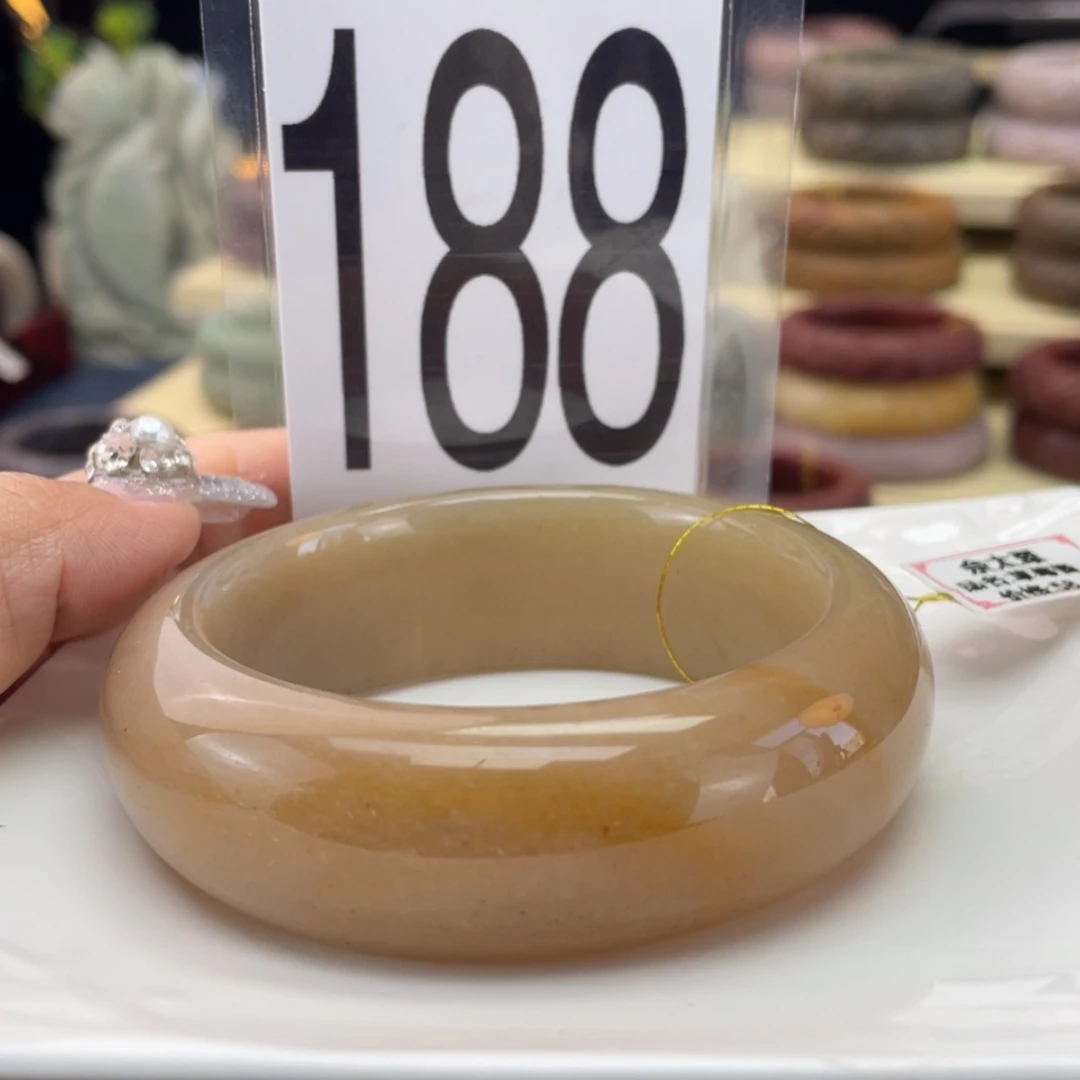 【闪购商品】石英质玉手镯未镶嵌