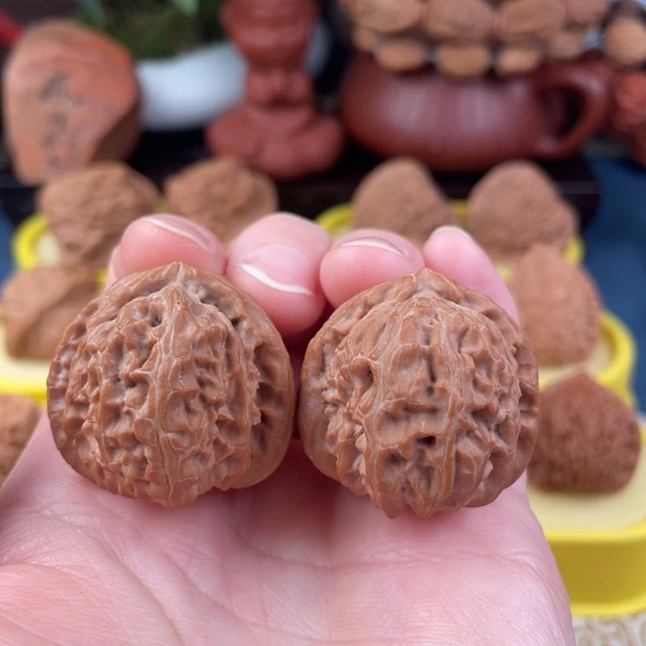 吊坠文玩核桃三角白34