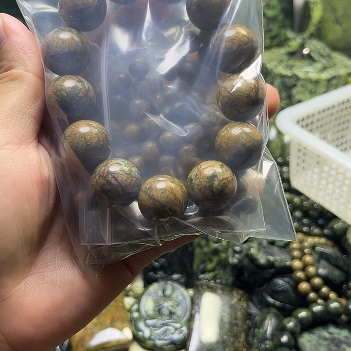 *****未镶嵌蛇纹石玉手链藏玉药王石福利款手串