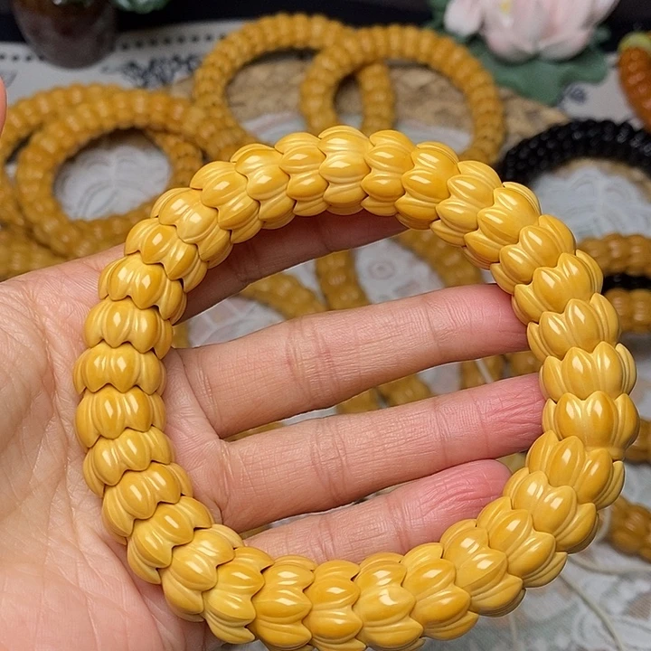 吊坠猴头核桃莲花15加
