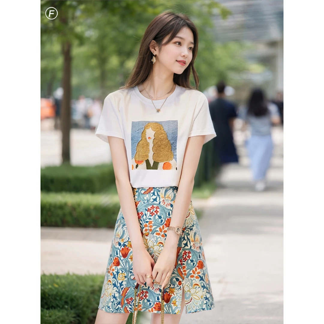 【现货】夏圆领夏季休闲气质中长款碎花短袖t恤中腰半裙套装
