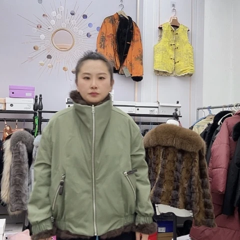 女士皮草派克服真皮