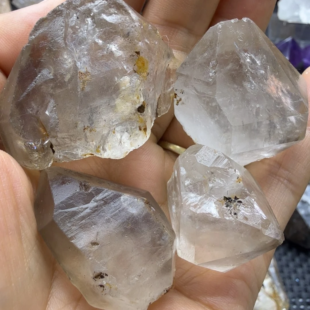 石材闪灵骸骨四个