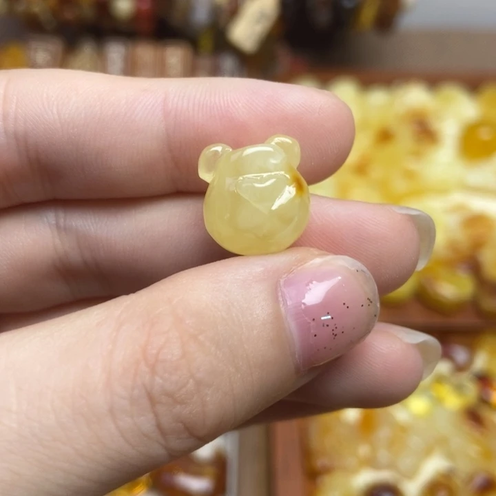 吊坠橄榄核小熊头