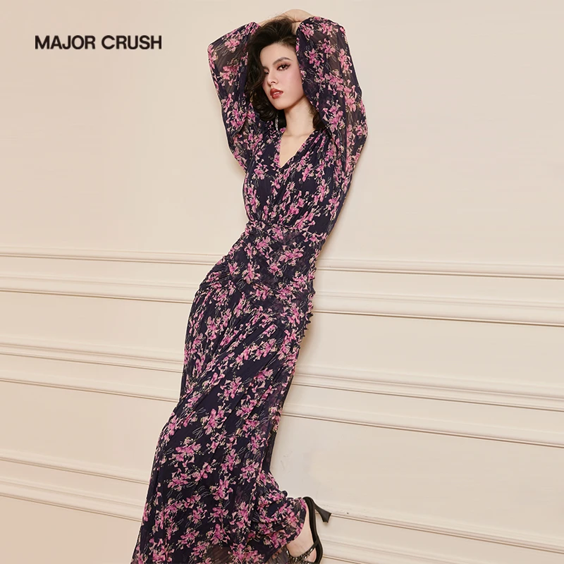 MAJOR CRUSH【欧若风】优雅气质收腰V领设计雾蓝桔梗连衣裙6628